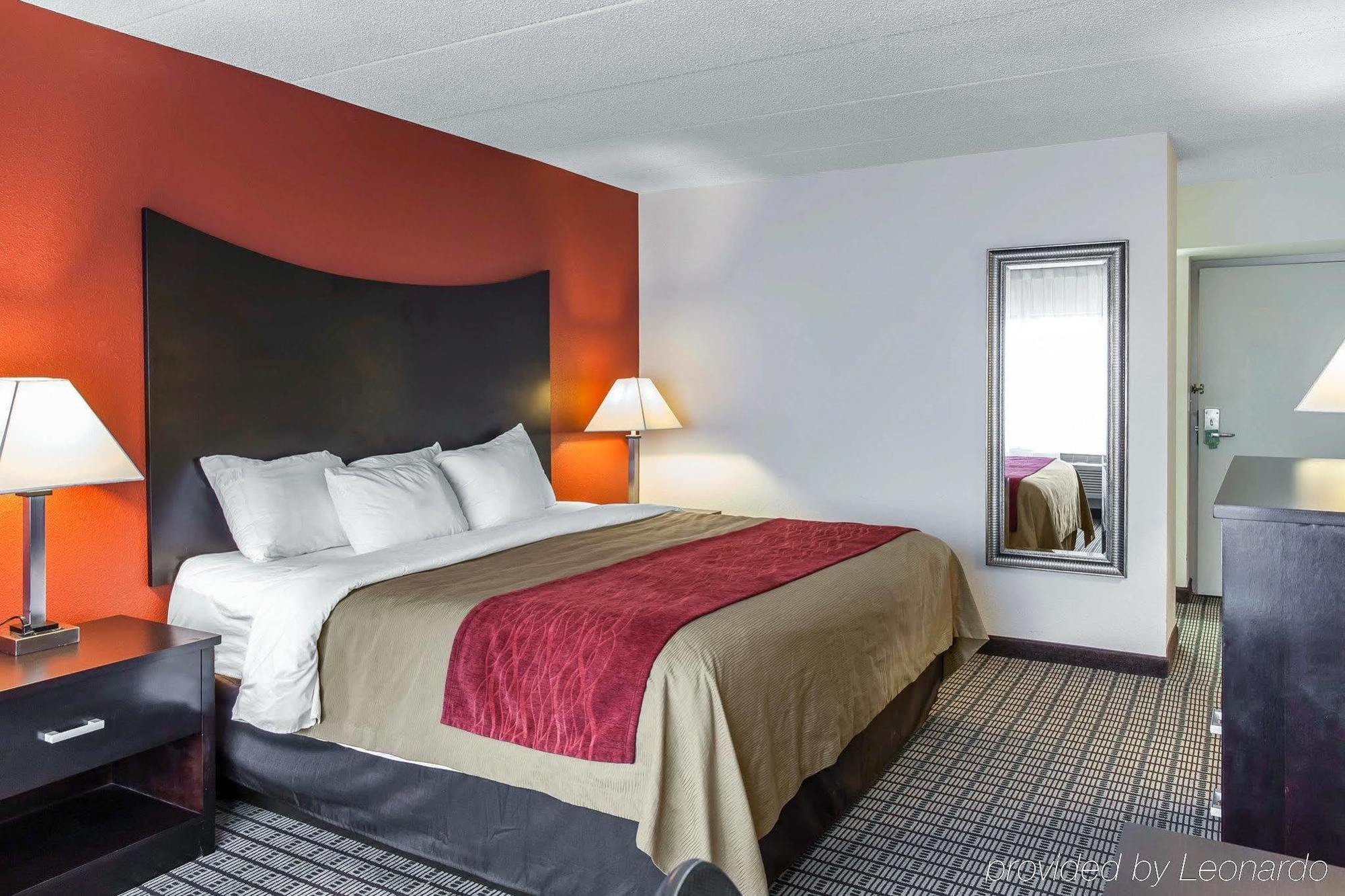 Clarion Hotel & Suites BWI Airport North Балтимор Экстерьер фото